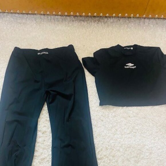 New Balenciaga 2 piece stretch set - Picture 2 of 6